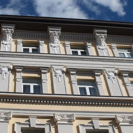 アパートホテル レジデンス リバティ