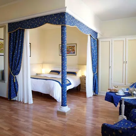 Liberty Apartmanhotel Trieszt