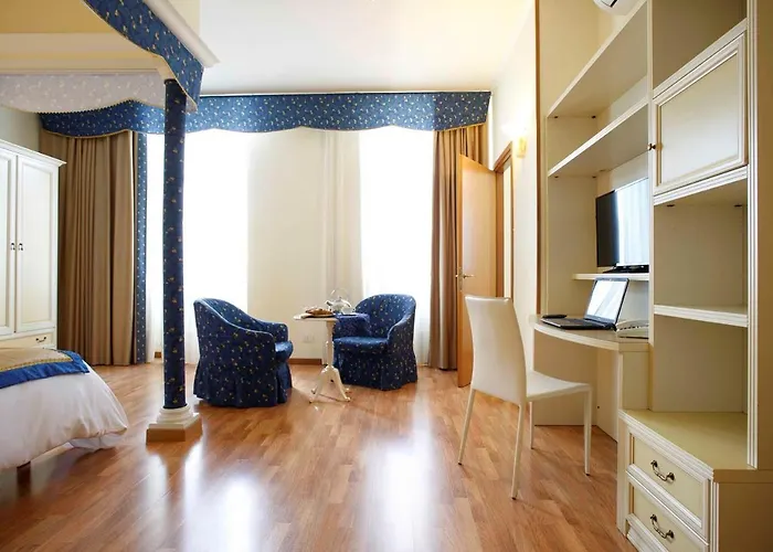 Liberty شقة فندقية ترييستي